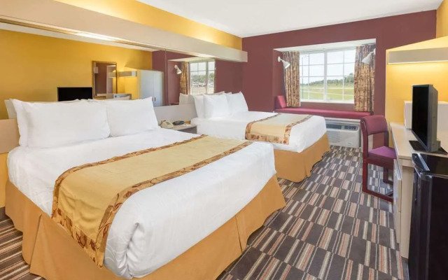Microtel Inn & Suites By Wyndham Tuscaloosa – East