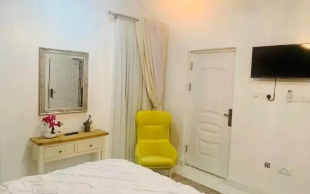 Keji's Shortlet Apartment