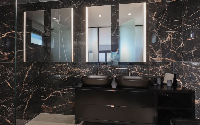 Luxury Villa del Sol