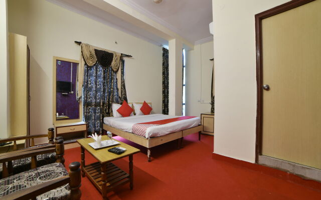 OYO 10599 Hotel R Inn Residency