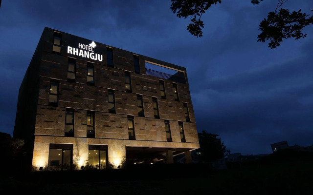 Hotel Rhangju