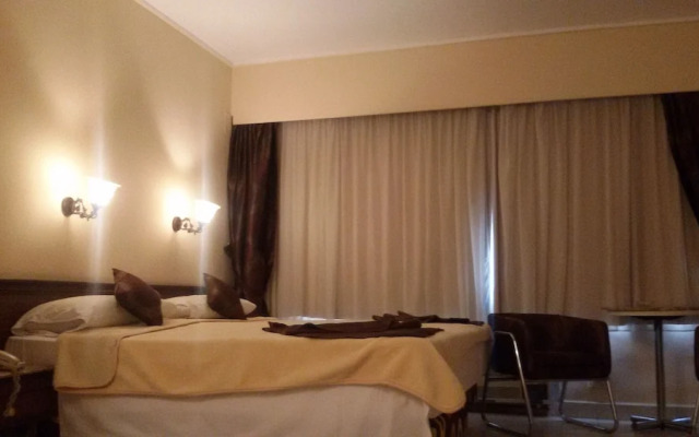 Kanzy Hotel