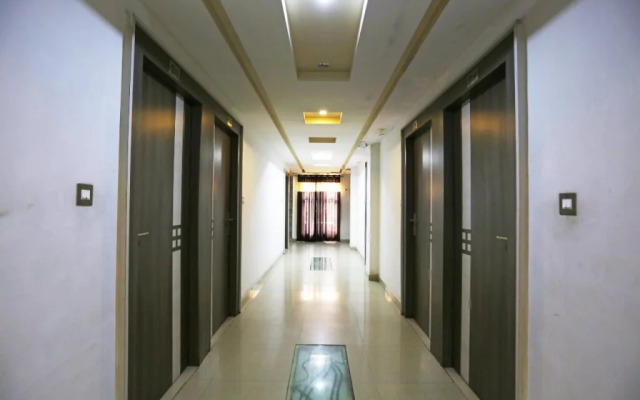 Hotel Trident Inn by OYO Rooms