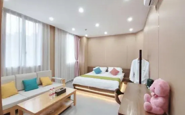 Fuzhou Xiaoju Hotel (Shanghai Shanghang Baolong Branch)