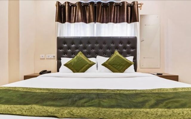 Treebo Trend Royal Crowne