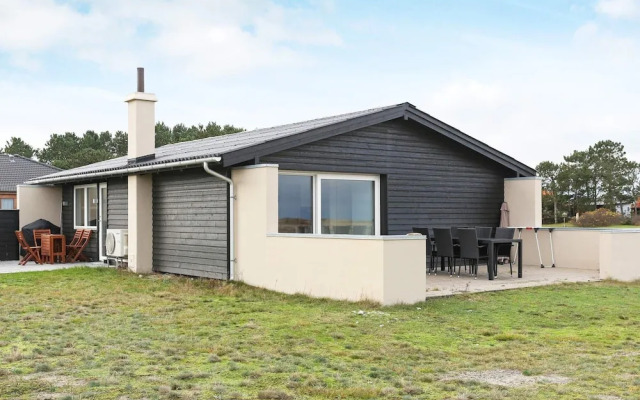 6 Person Holiday Home in Laeso-by Traum