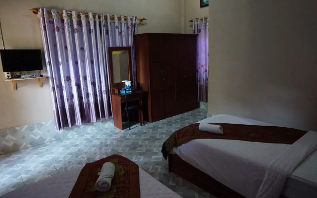 Phetphaylin Hotel