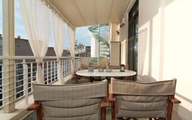 Acropolis Suites