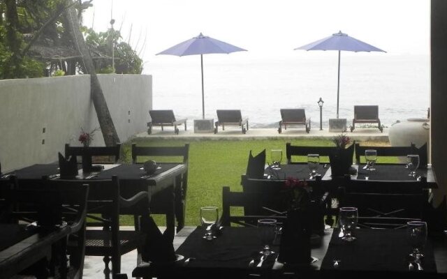 Amanda Beach Villas