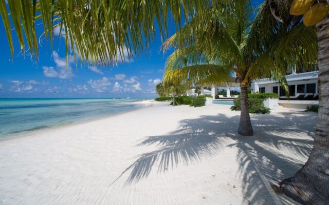 Luxury Cayman Villas