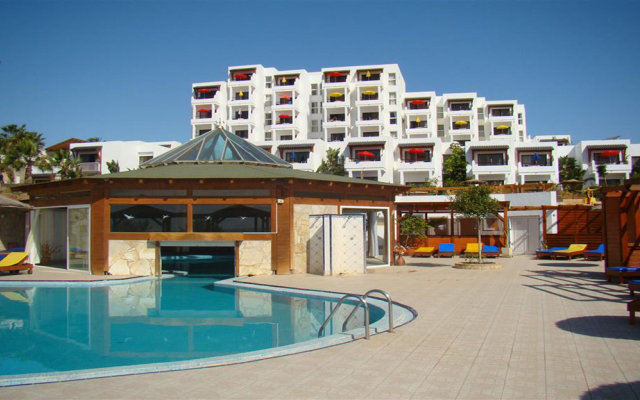 Marina Playa Suites