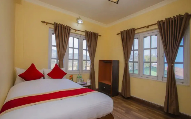 OYO 302 Hotel Classic