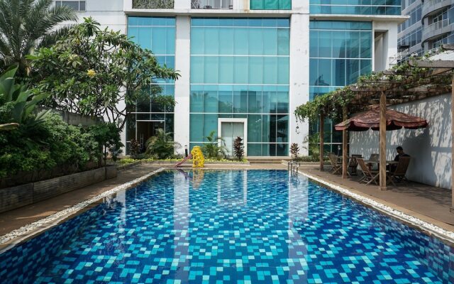 Good Choice And Cozy Studio At Ambassade Kuningan Apartment
