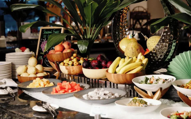 Vignette Collection Guangzhou Xanadu Hotel by IHG