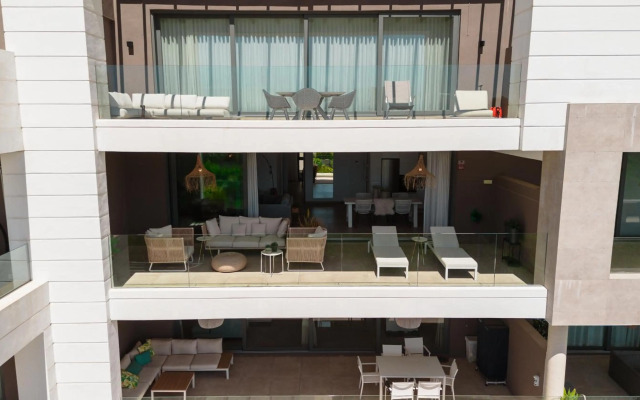 Luxury holiday apartment with 2 bedrooms in Cancelada