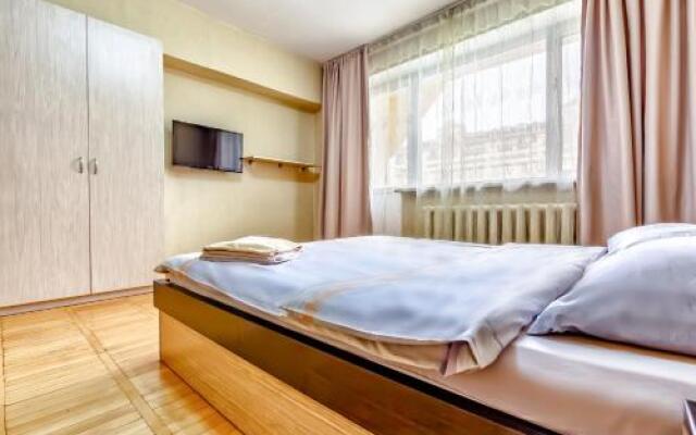 Уютная квартира в центре. Cozy apartment in the city center. 430