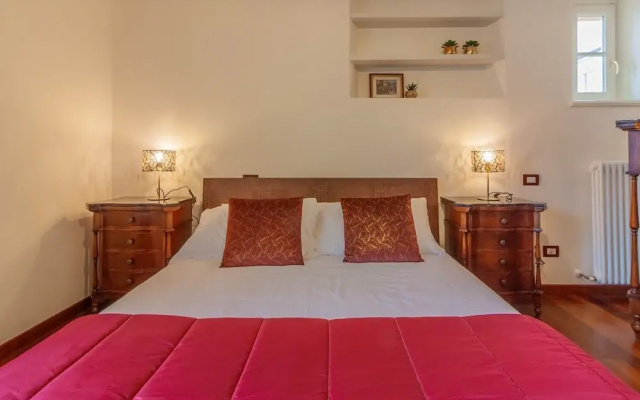 Aglaia Luxury Lake View