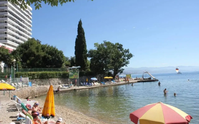 Apartment Zdenka - 100 m From The Beach