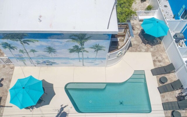 Lulu's Key House Green