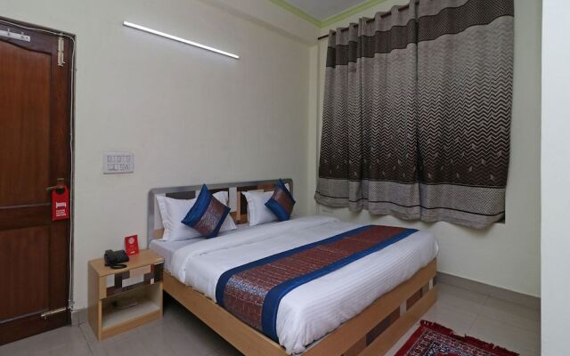 OYO 10071 Go Rooms Sector 45