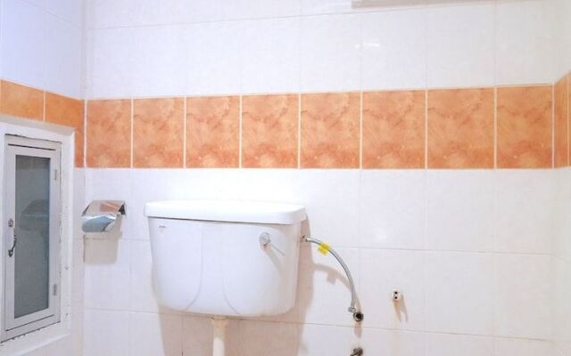 OYO 44051 Sunlight Inn