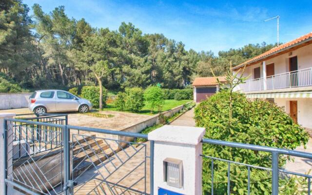 Apartment Alma 1600