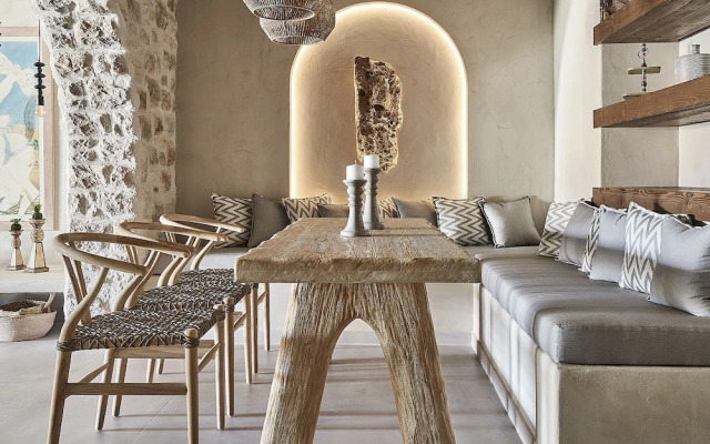 Beachfront Luxurious Villa w Private Heated Pool