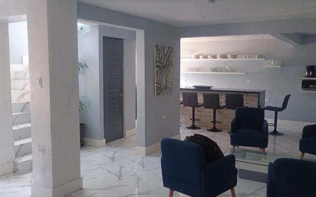 Majestic Blue Bay of Cancun - Up to 14 Pax