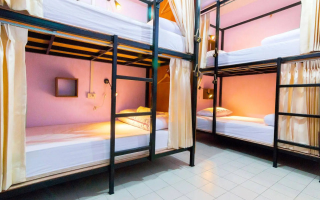 Yindee Hostel