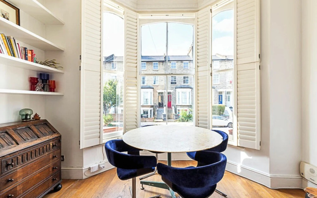 Retro Charm and Modern Comforts
