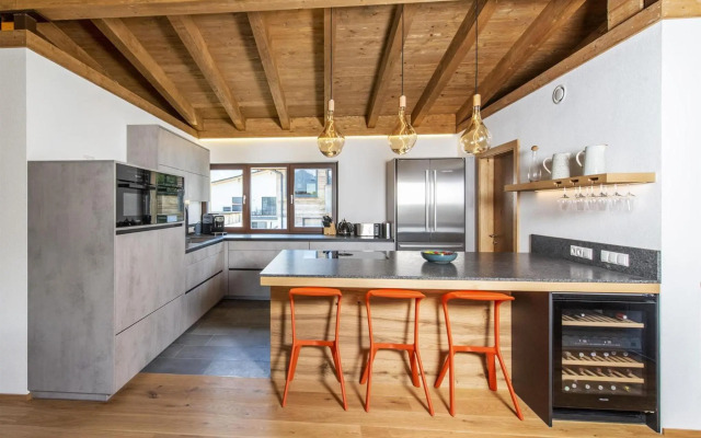 Chalet Vega - Arlberg Holiday Home