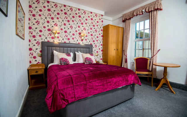 The Ivy Bush Royal Hotel By Compass Hospitality