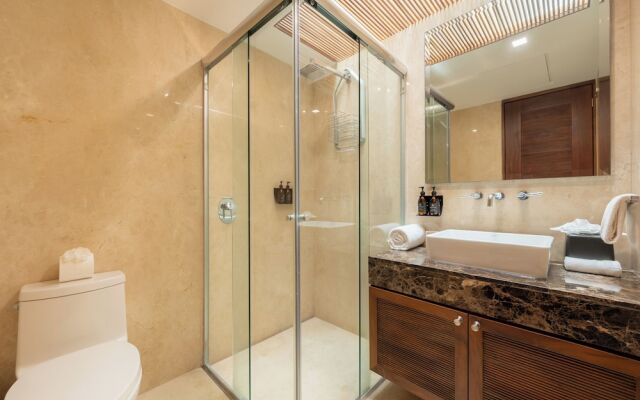 Capitalia Tres Mares Beach Residences & Marina