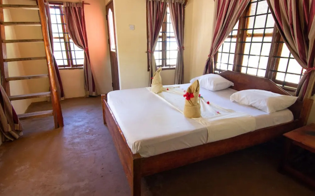 Pakachi Beach Resort & Hotel