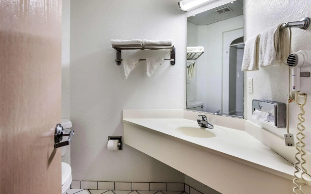 Econo Lodge Morristown West