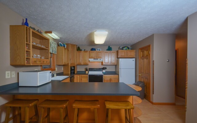 Just About Paradise 5 Bedroom House