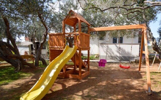 Apartment Rina Paros 34323