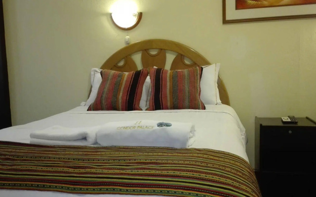 Condor Palace Hostal