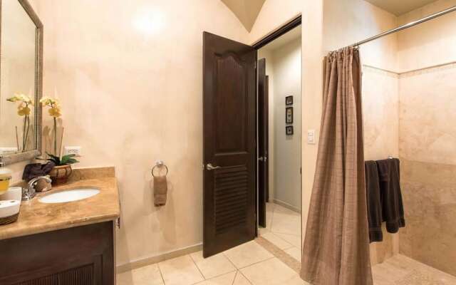 Amazing 2b 2 12 Bathroom Condo