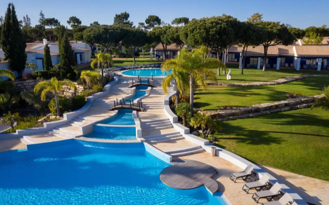 Vila Sol Villas & Residences