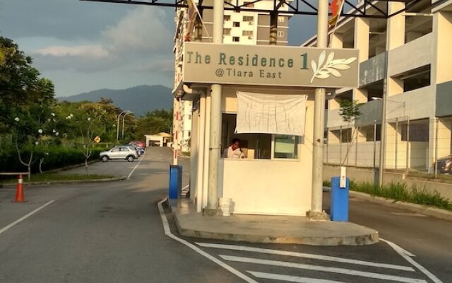 Cozy Broga Pallet TiaraEast