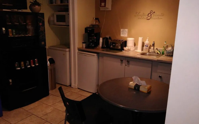 Clothier Mills Inn Motel