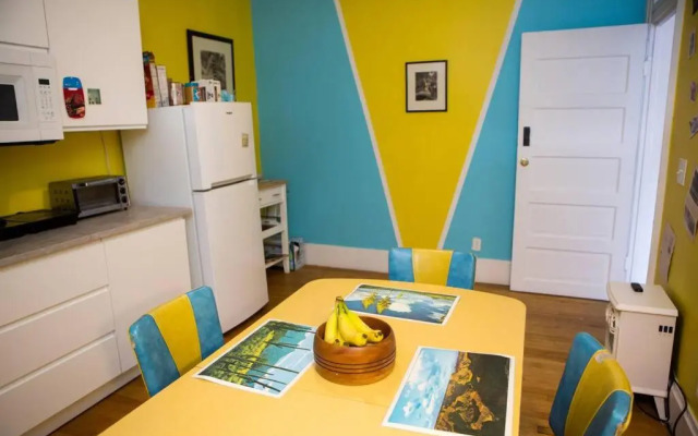 Object Hotel 1BR Shared Bath Room 2D