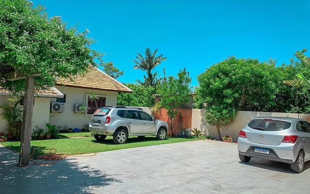 Apartamento aluguel temporada Torres-RS