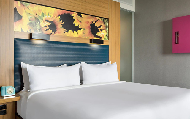 Aloft Dallas Downtown