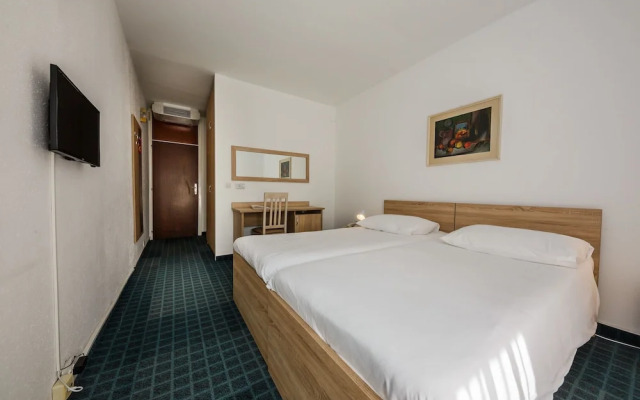 Hotel Medena Budget