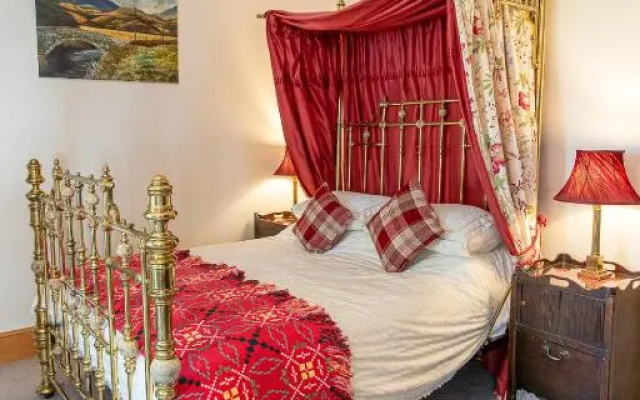 Taldraeth - Old Vicarage Guest House