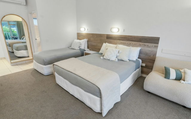 ASURE Admirals View Motel
