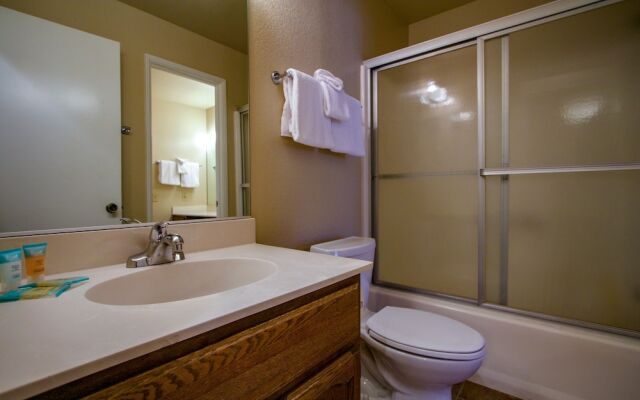 Hidden Valley #105 - 1 Br Condo