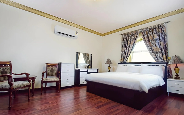 Al Nabarees Al Macy Hotel